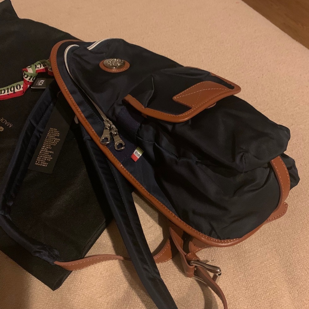 ✨✨Orobianco Travel Backpack✨✨ - Picture 2 of 9